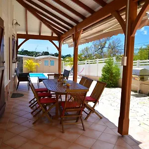 Sohalia Climatisee, Piscine Et Jardin A 5mn De La Le Diamant